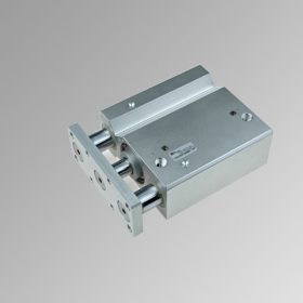 Metal Work Egyenes.vezetett henger golyósv.  D.32 C.100